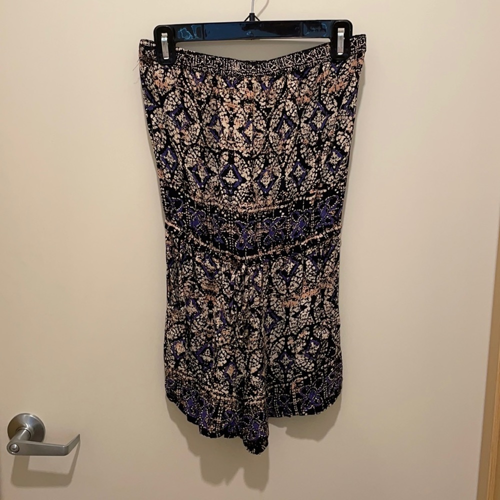 Strapless romper